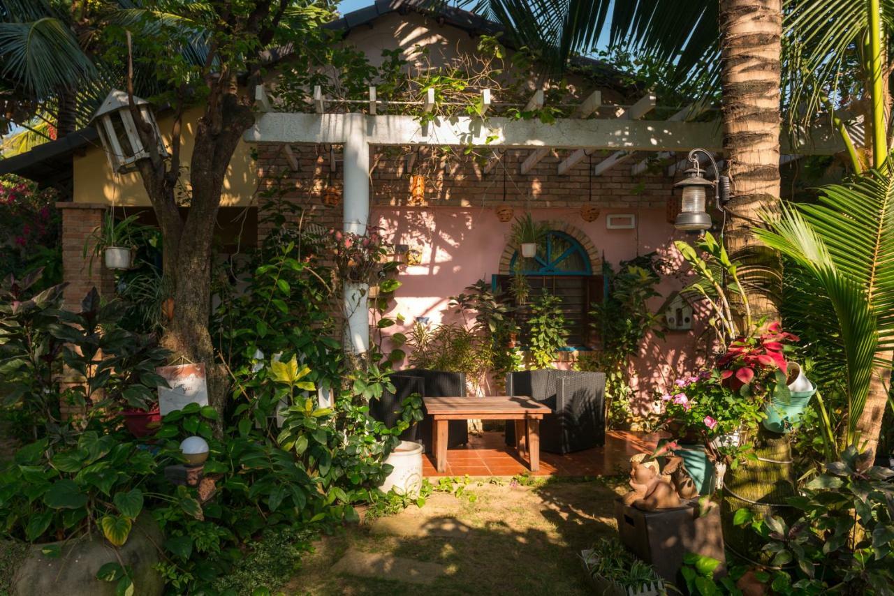 Hotel Veranda Beach Place Phan Thiet Exterior foto