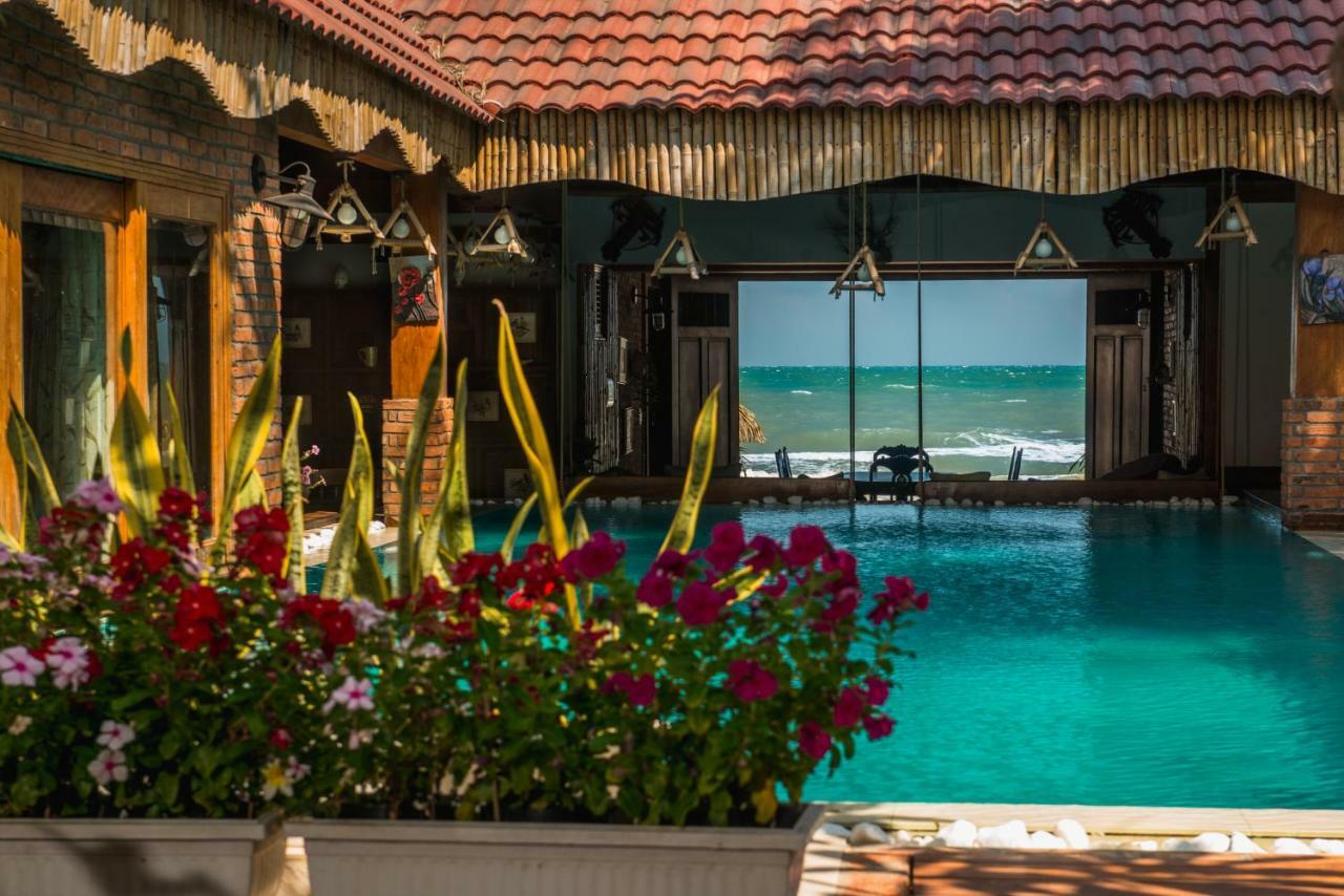 Hotel Veranda Beach Place Phan Thiet Exterior foto